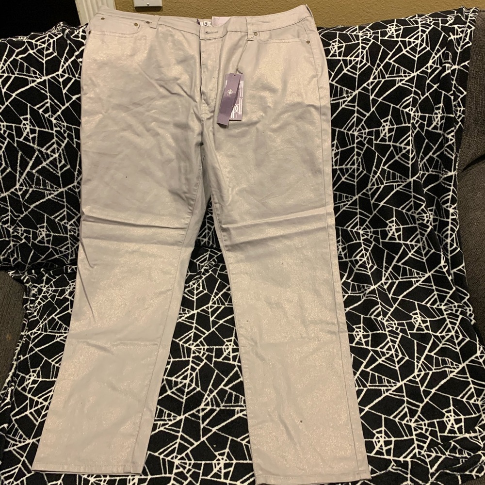 Mid rise pant
